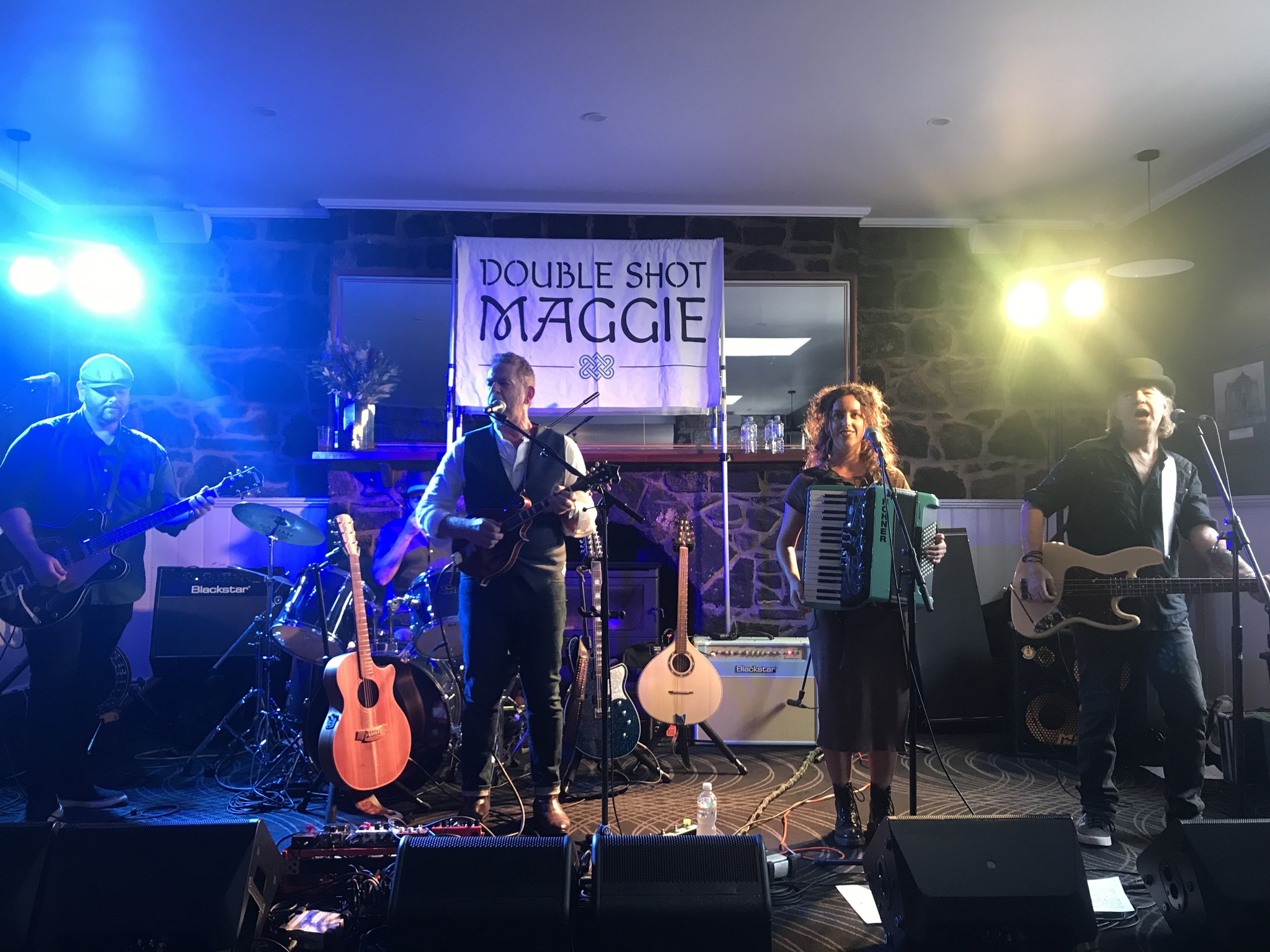 Double Shot Maggie live